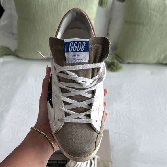 Golden Goose Brown Sneakers Iconic Style - Picture 8 of 13